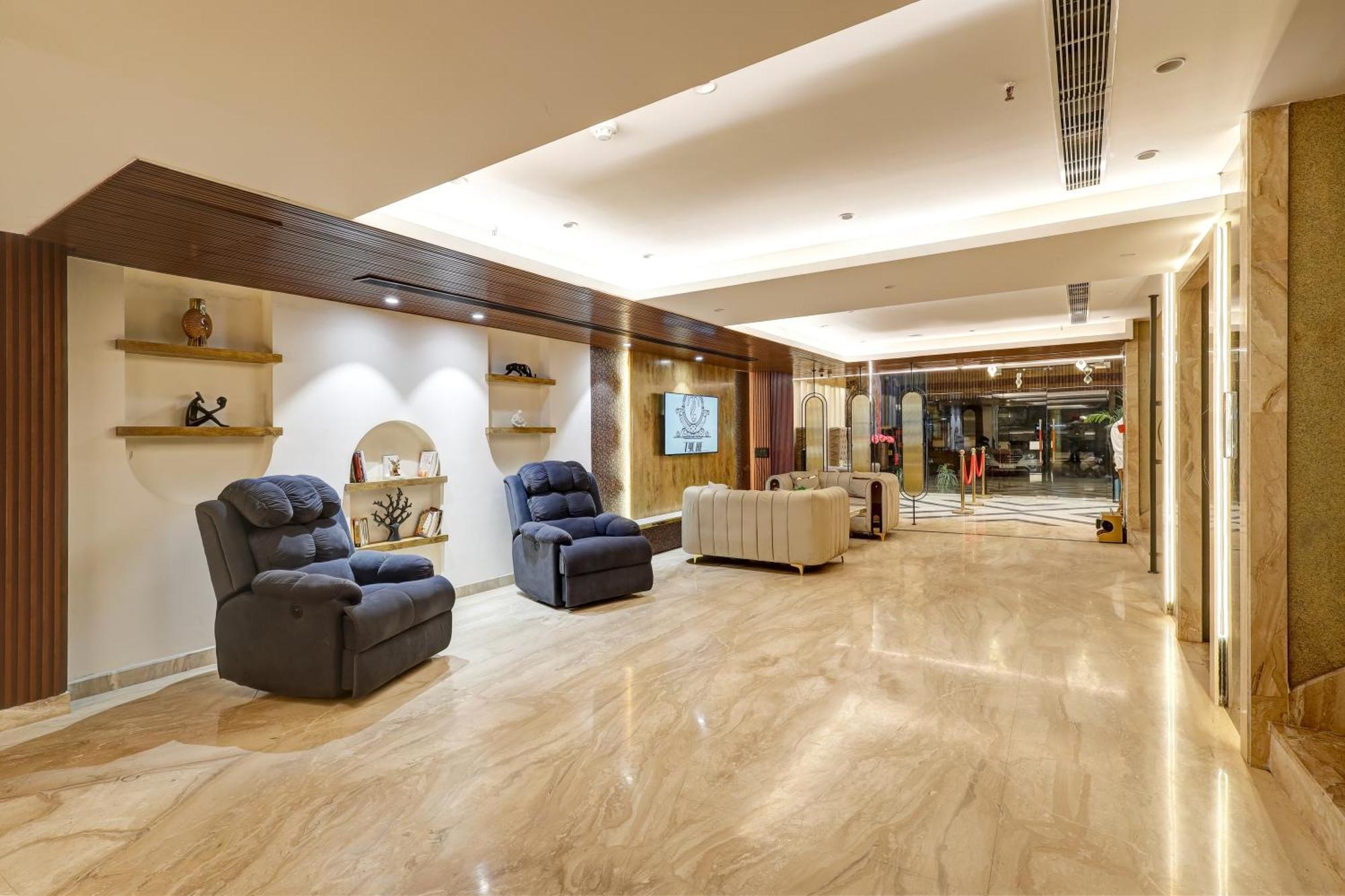 The Tyche New Delhi - Traveller'S Choice Award Winner 2025 Buitenkant foto