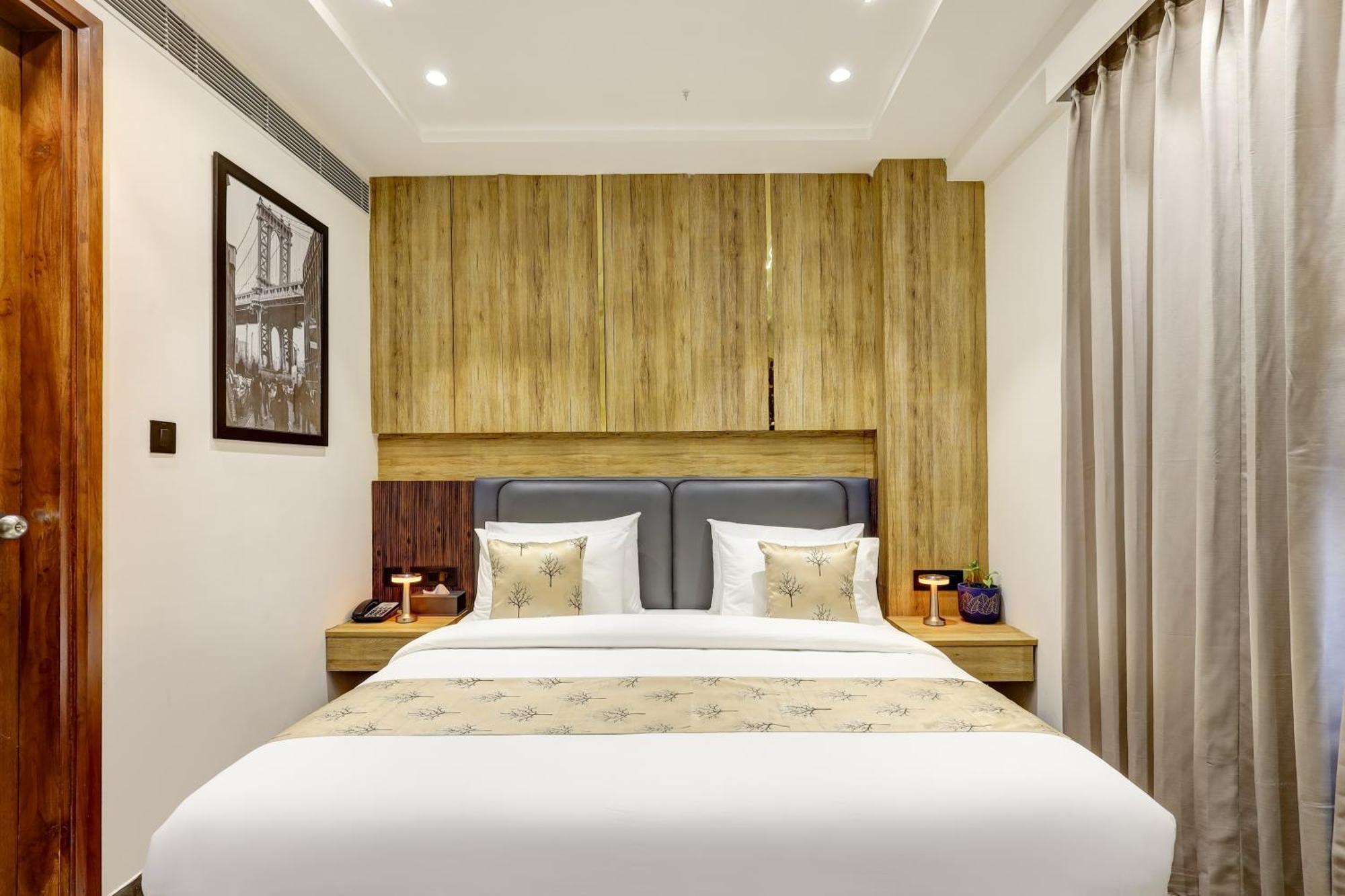 The Tyche New Delhi - Traveller'S Choice Award Winner 2025 Buitenkant foto