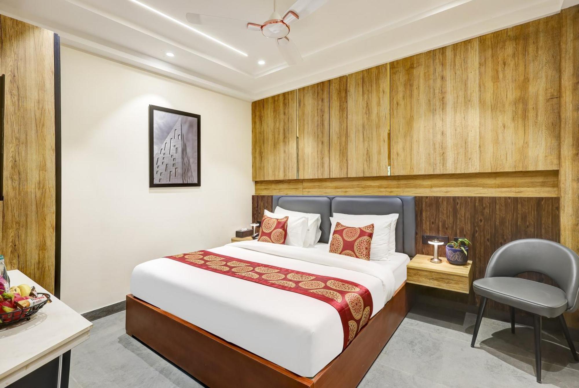 The Tyche New Delhi - Traveller'S Choice Award Winner 2025 Buitenkant foto