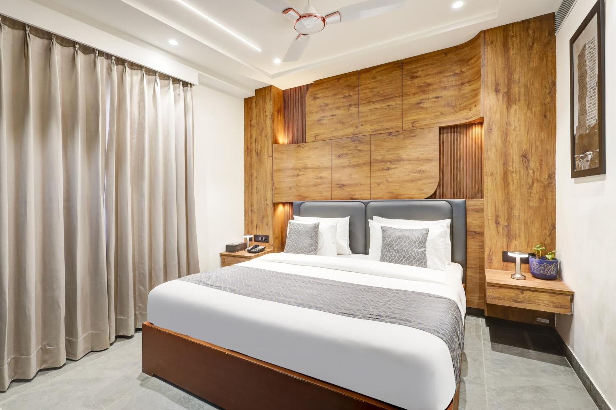 The Tyche New Delhi - Traveller'S Choice Award Winner 2025 Buitenkant foto