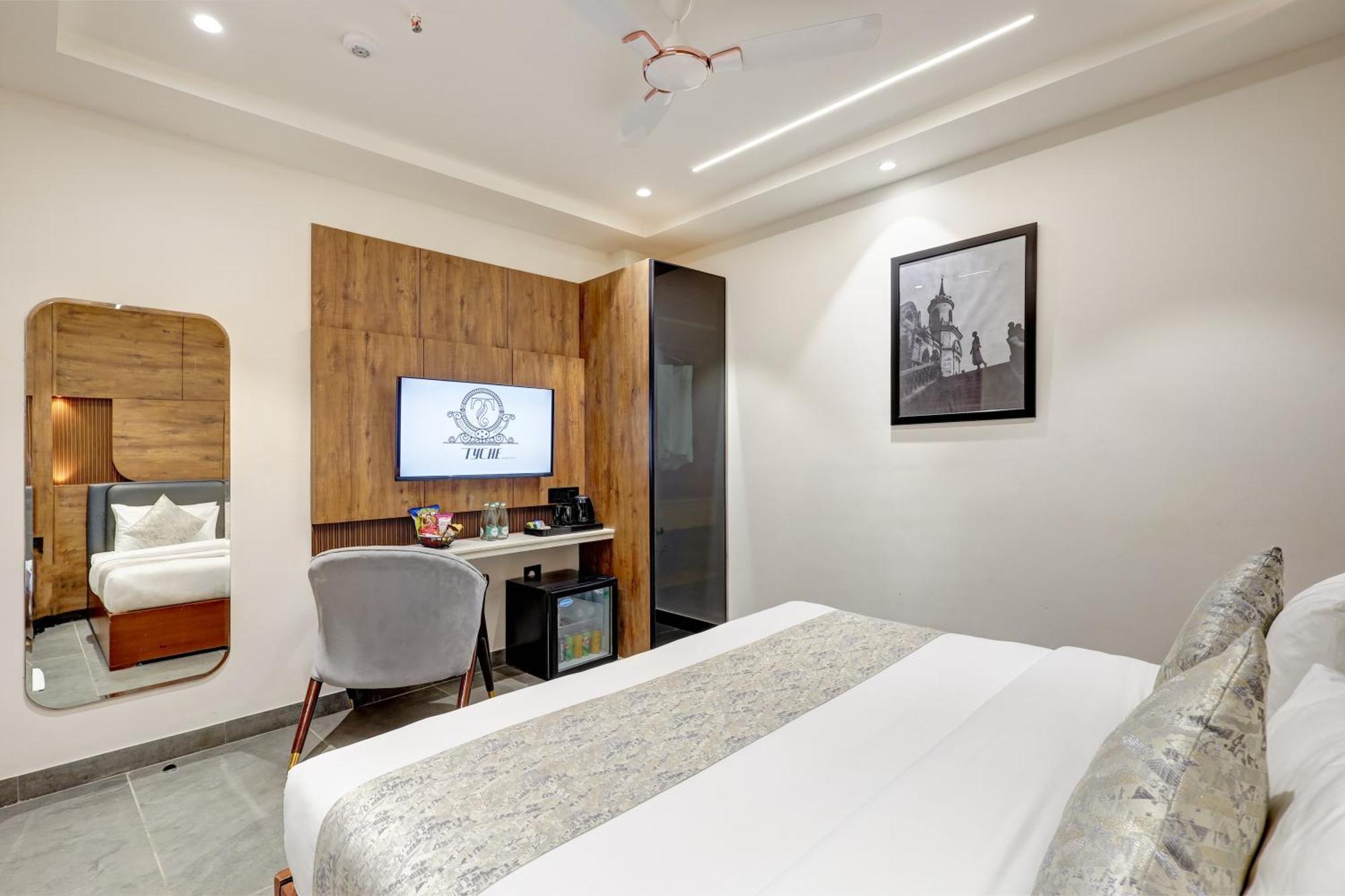 The Tyche New Delhi - Traveller'S Choice Award Winner 2025 Buitenkant foto